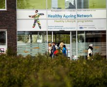 Eenzaamheid daalt in Fryslân, ook op andere fronten lijkt het meer positief