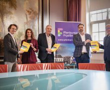 Planbureau Fryslân biedt rapport over agenda en opdracht Economic Board Fryslân aan