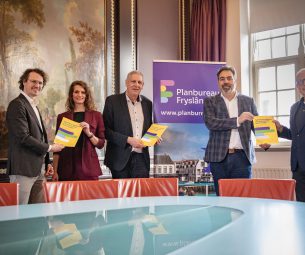 Planbureau Fryslân biedt rapport over agenda en opdracht Economic Board Fryslân aan